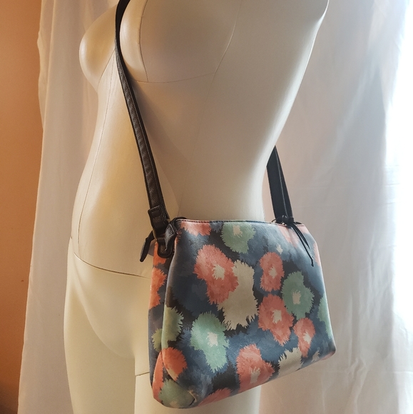 Vintage Fiorelli Floral Bag - Picture 1 of 5